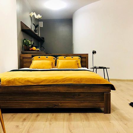 Downtown Studio Apartment Zielona Gora  Exterior photo