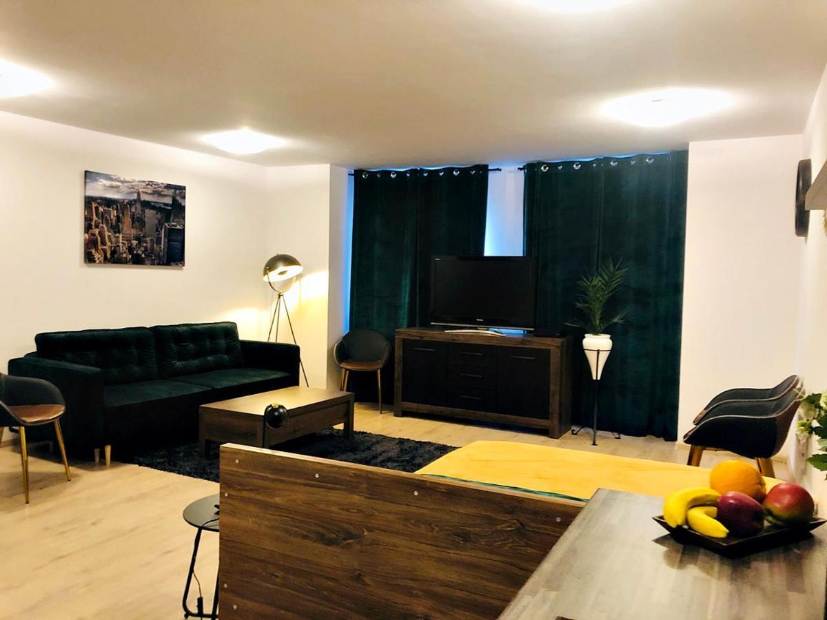 Downtown Studio Apartment Zielona Gora  Exterior photo